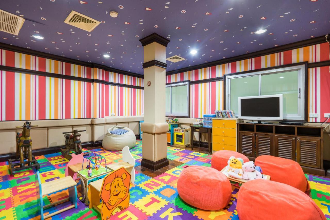Wora Bura Hua Hin Resort & Spa Εξωτερικό φωτογραφία Kids Club
